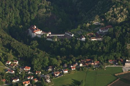 schloss-herberstein.jpg